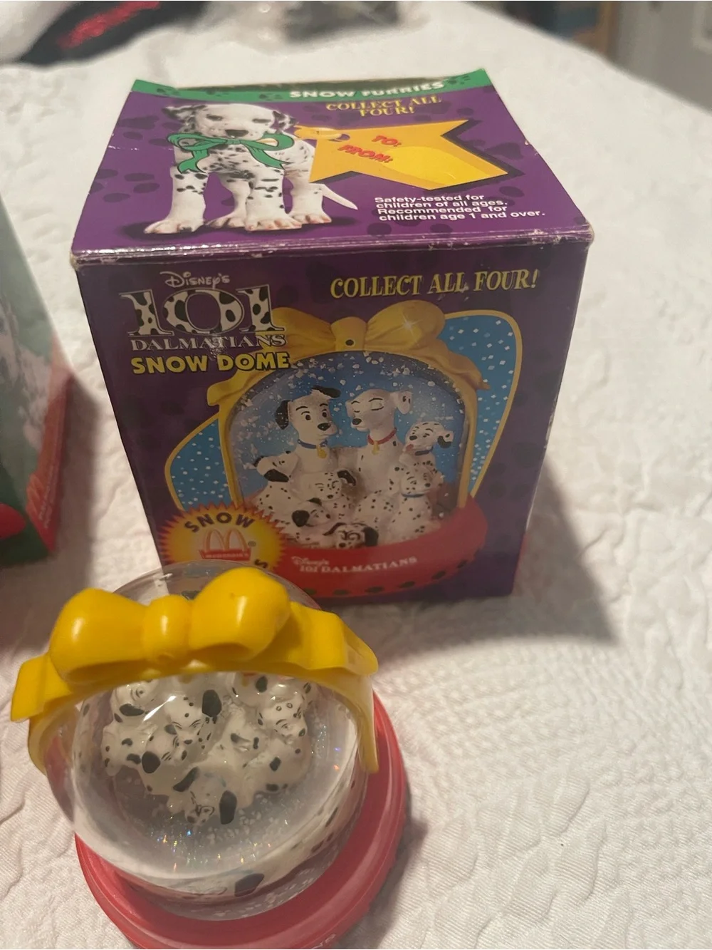 Disney 101 Dalmatians Red Yellow Green Snow Dome Set